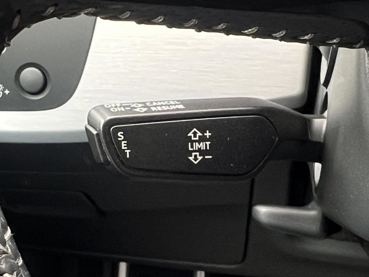 Vehicle Image 45