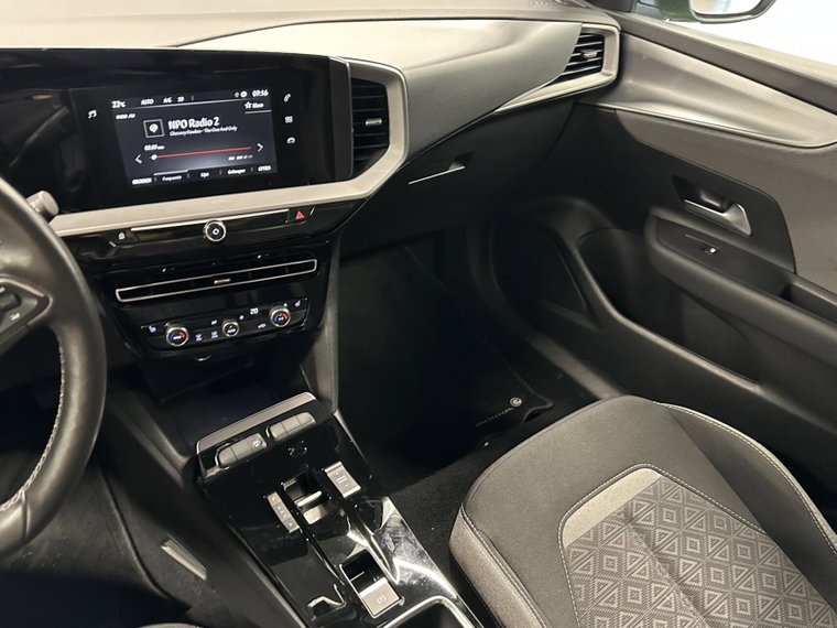 Vehicle Image 22