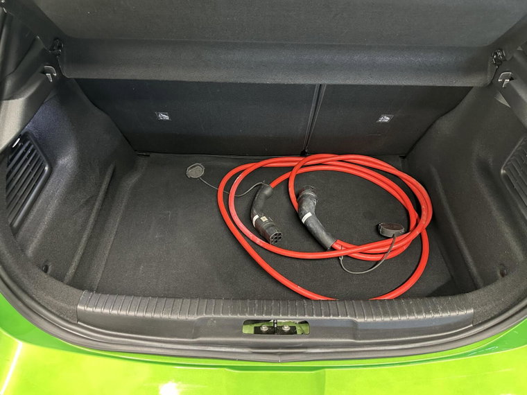 Vehicle Image 33