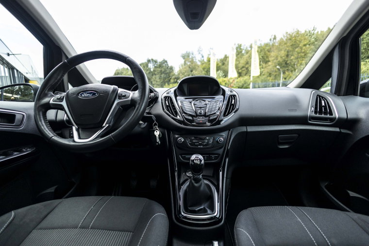 Vehicle Image 20