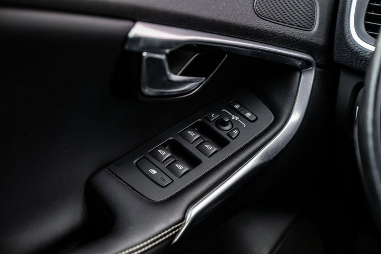 Vehicle Image 24
