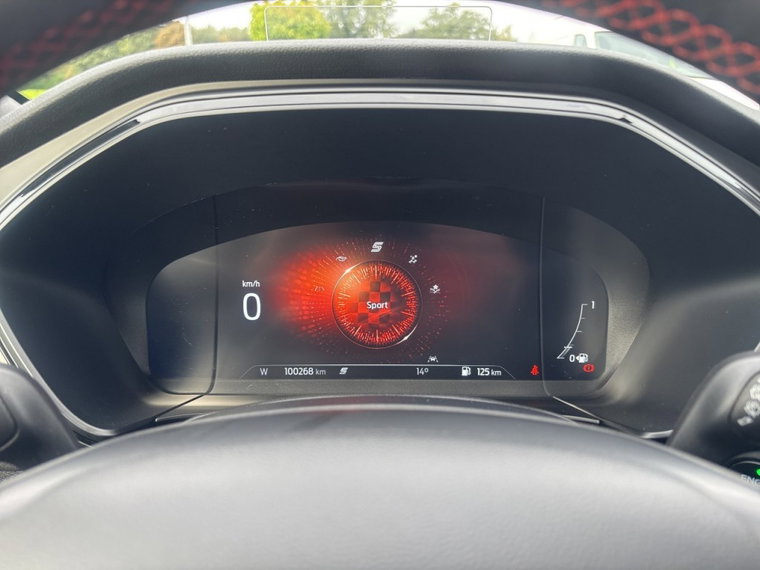 Vehicle Image 17