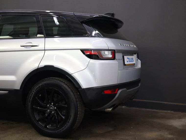 Vehicle Image 28