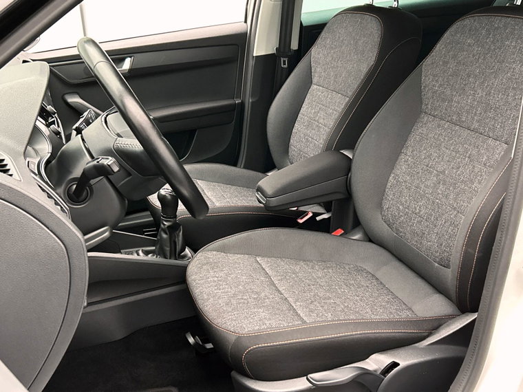 Vehicle Image 31
