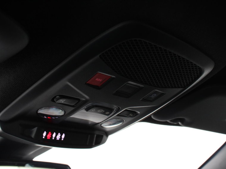 Vehicle Image 26