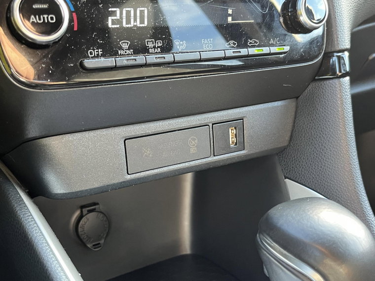 Vehicle Image 17