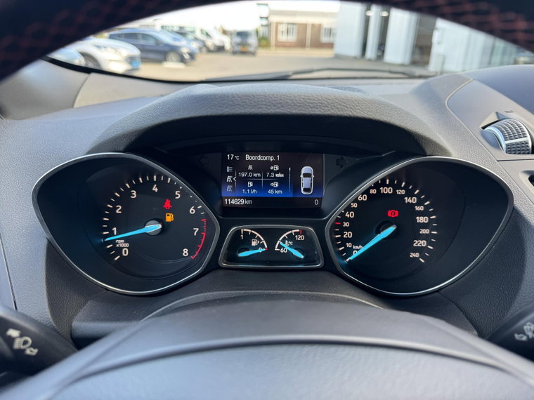 Vehicle Image 28