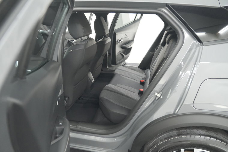 Vehicle Image 31