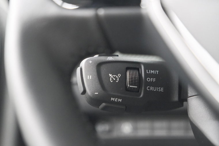Vehicle Image 40