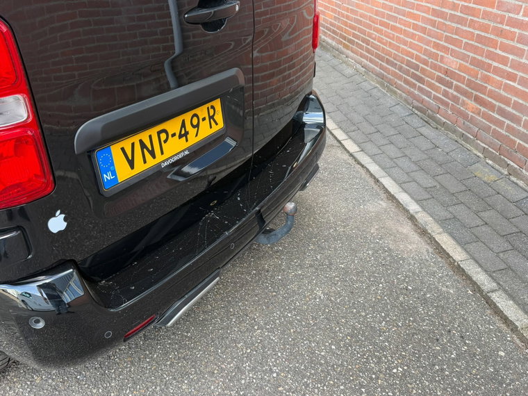Vehicle Image 24
