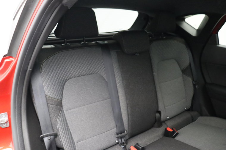 Vehicle Image 38