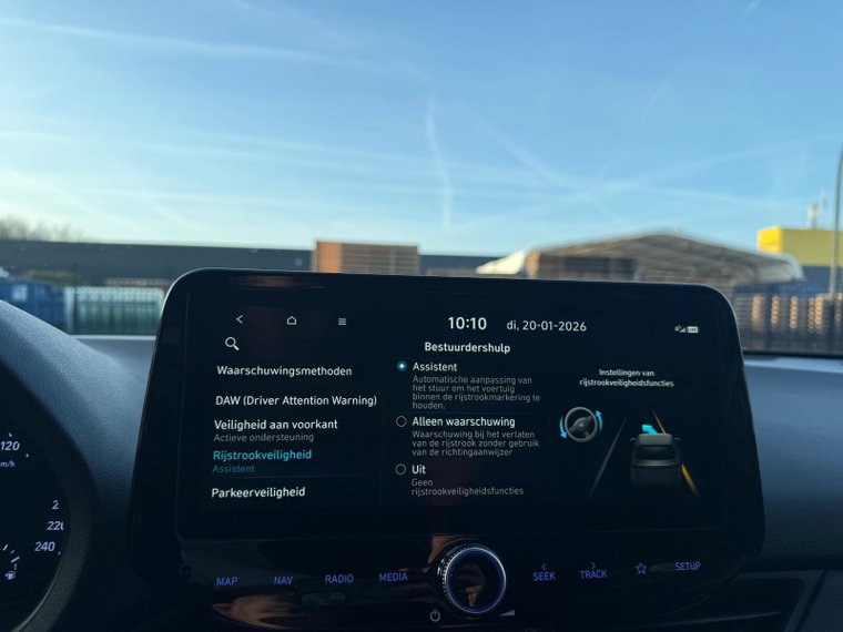 Vehicle Image 38