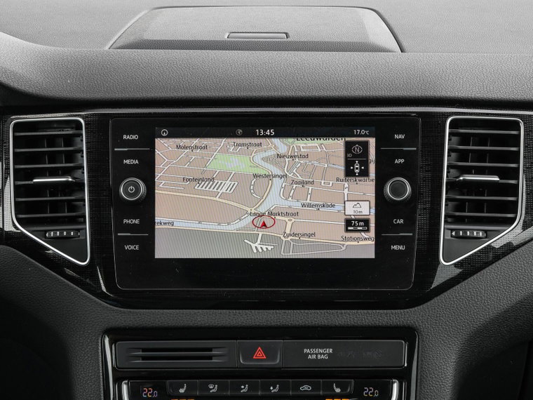 Vehicle Image 22