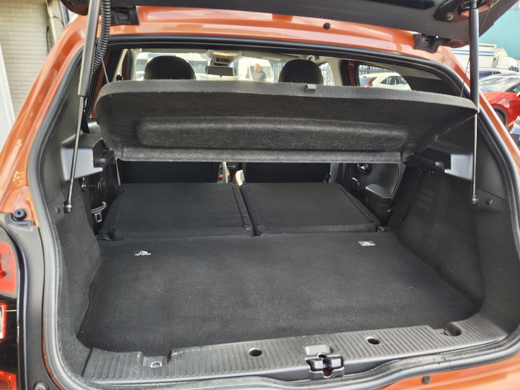 Vehicle Image 31
