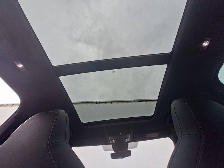 Vehicle Image 45