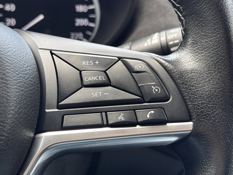 Vehicle Image 23