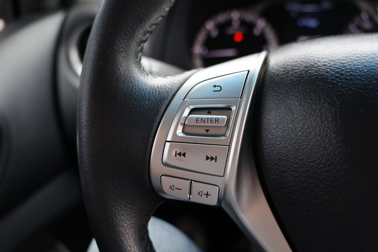 Vehicle Image 16