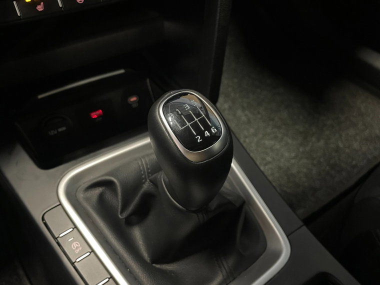 Vehicle Image 41