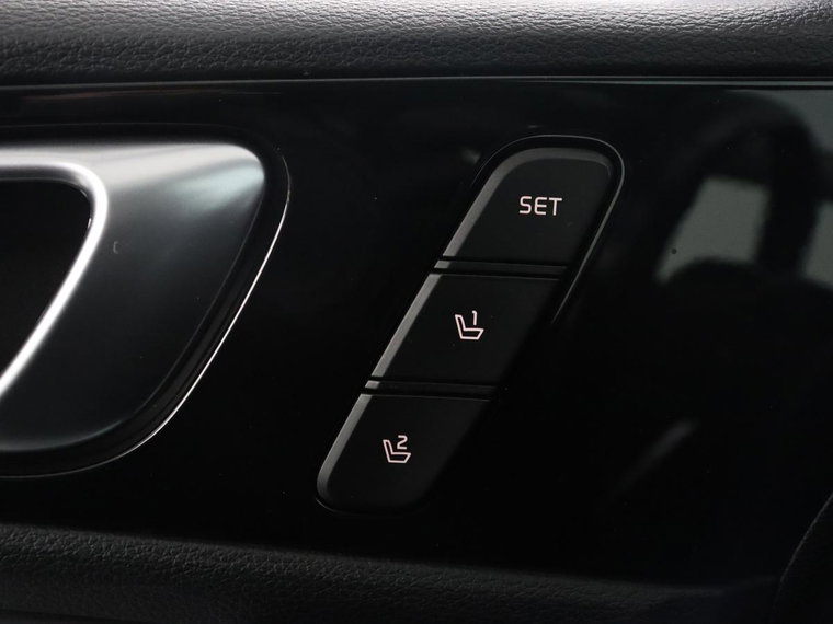 Vehicle Image 41