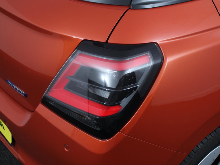 Vehicle Image 30