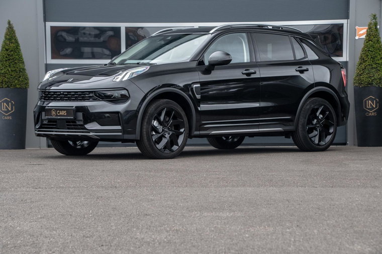 Lynk & Co 01