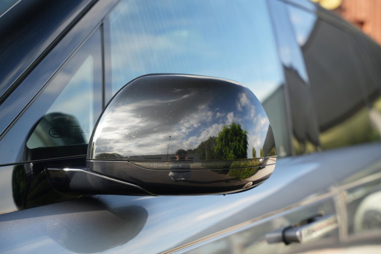 Vehicle Image 22