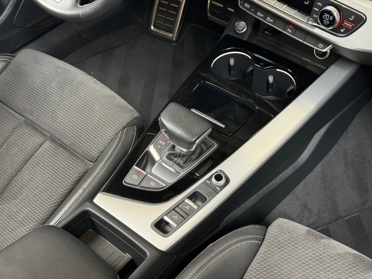 Vehicle Image 31