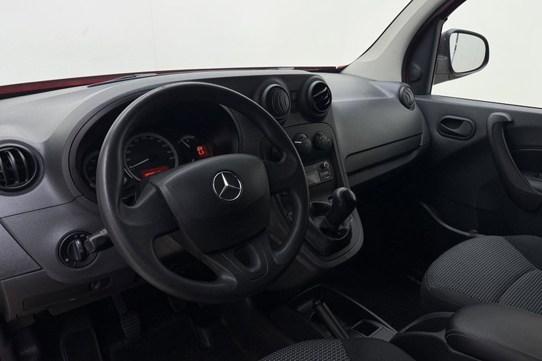 Vehicle Image 14