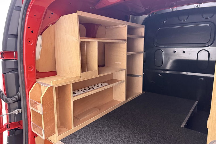 Vehicle Image 10