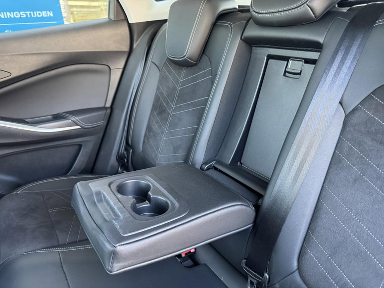 Vehicle Image 33