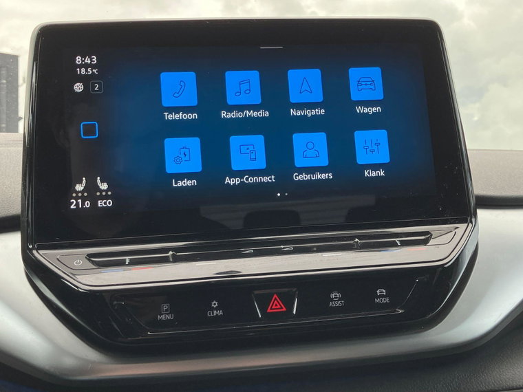 Vehicle Image 16