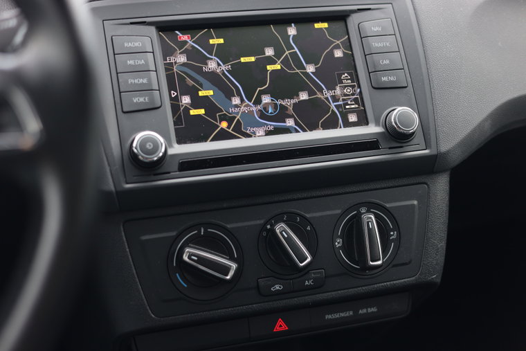 Vehicle Image 13