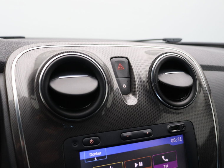 Vehicle Image 33