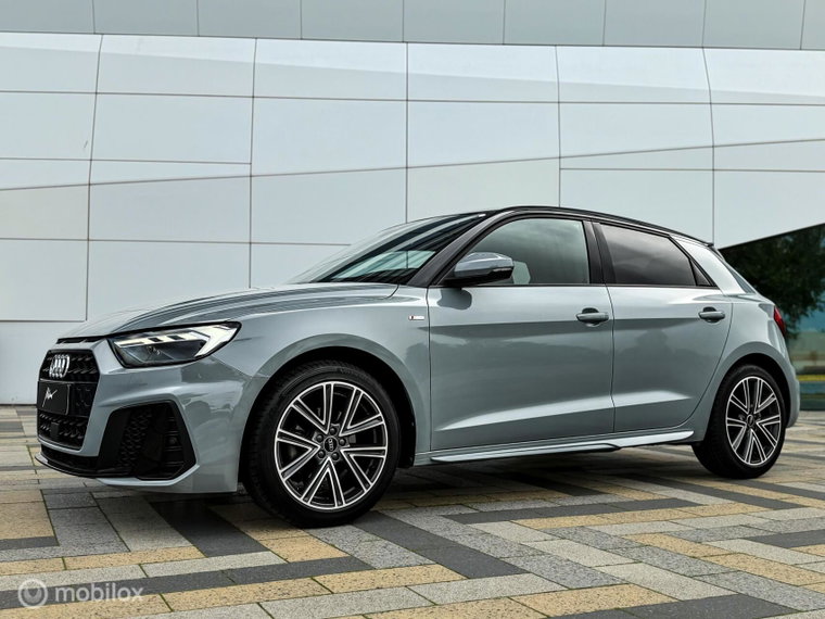 Vehicle Image 7