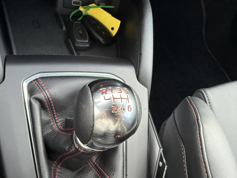 Vehicle Image 24