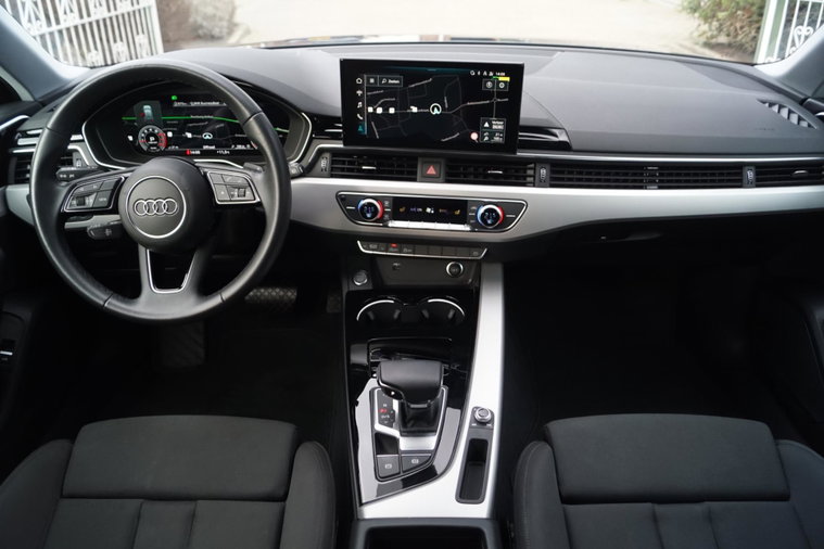 Vehicle Image 37