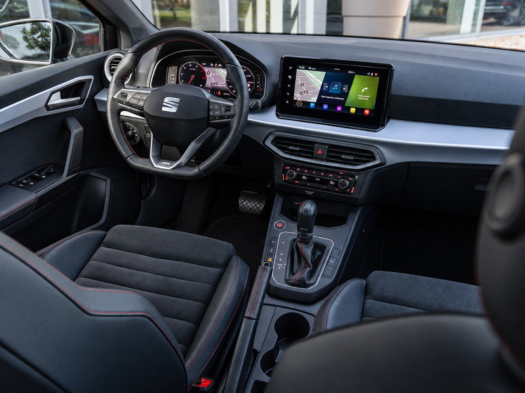 Vehicle Image 21
