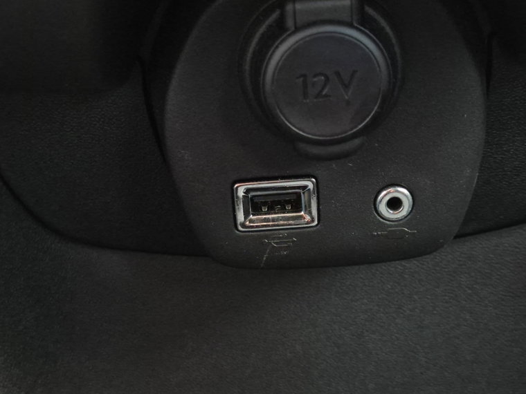 Vehicle Image 33