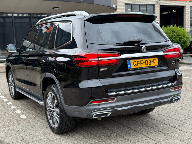 Vehicle Image 19