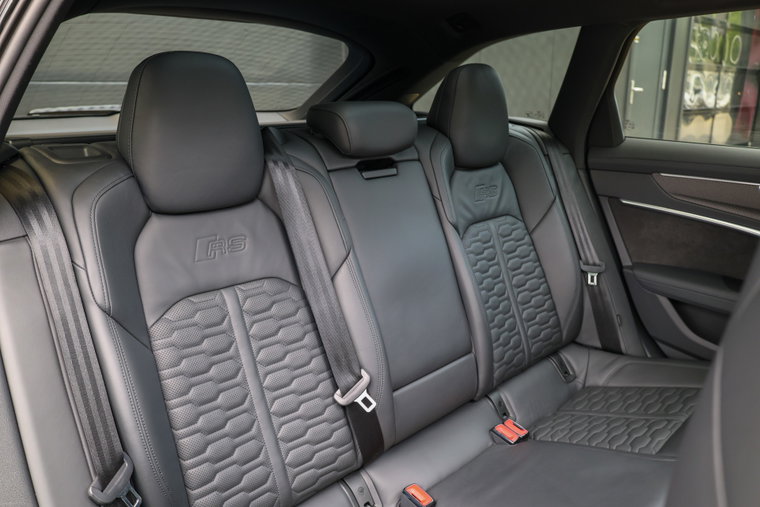 Vehicle Image 36