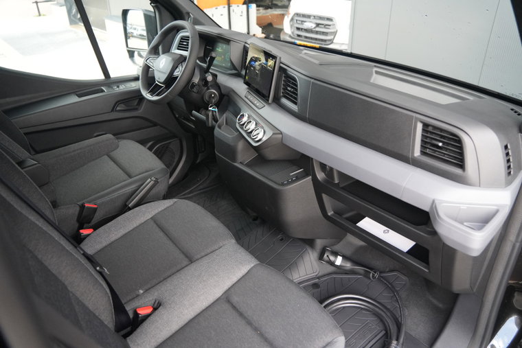 Vehicle Image 40