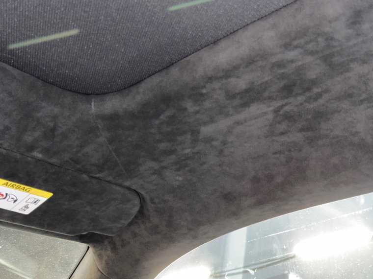 Vehicle Image 36