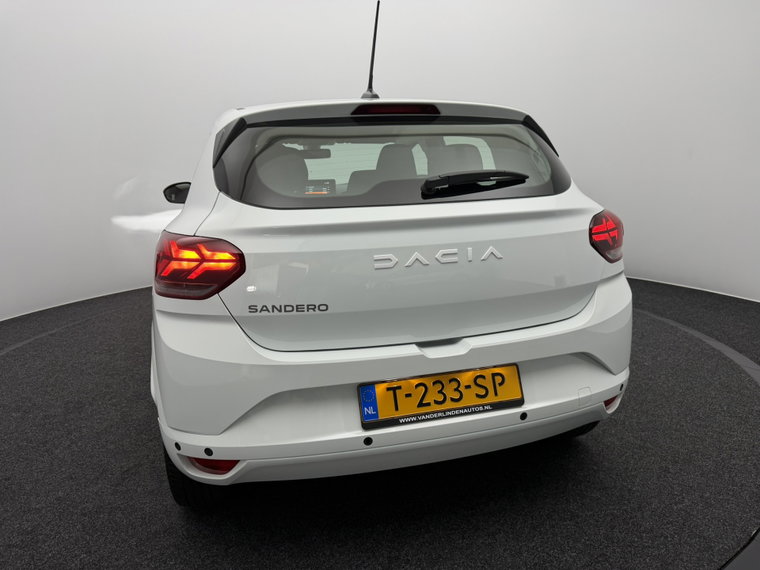 Vehicle Image 23