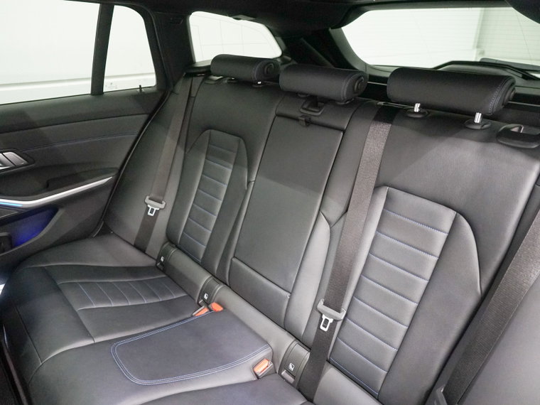 Vehicle Image 39