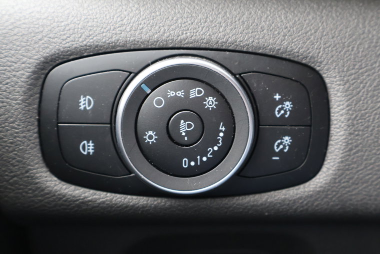 Vehicle Image 33