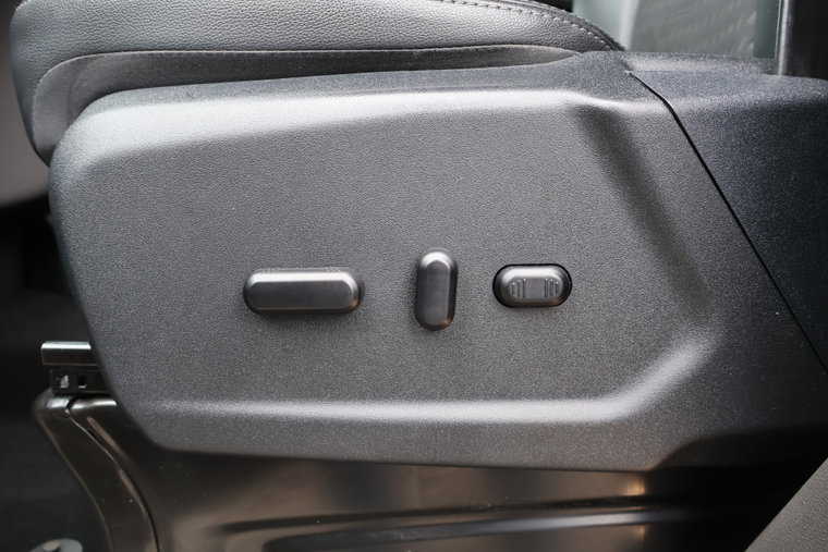 Vehicle Image 39