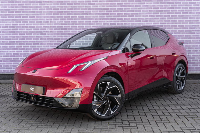 Lynk & Co 02