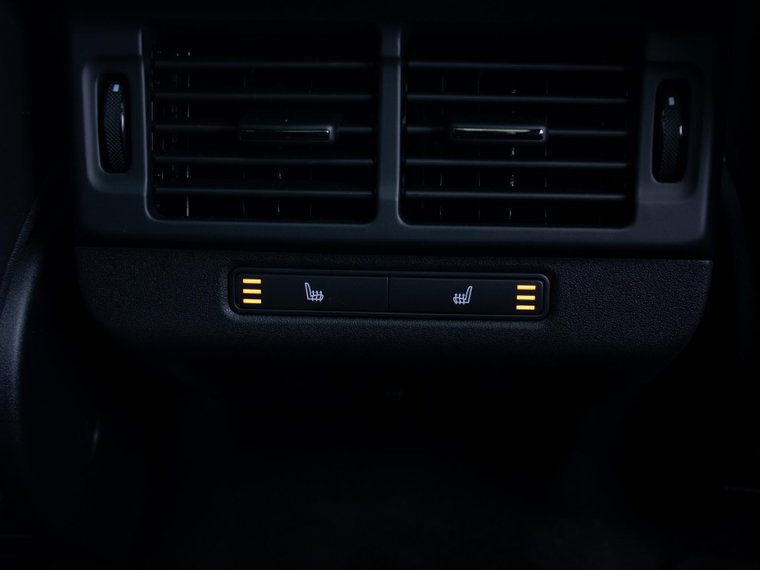 Vehicle Image 34