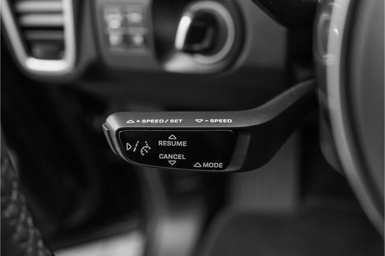 Vehicle Image 42