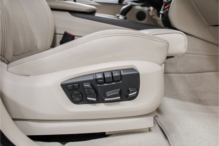 Vehicle Image 39